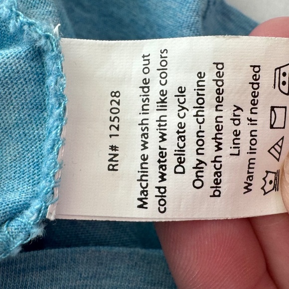 Psycho Bunny Men's Classic V Neck S/S T-Shirt Size Medium Light Blue - Picture 4 of 8